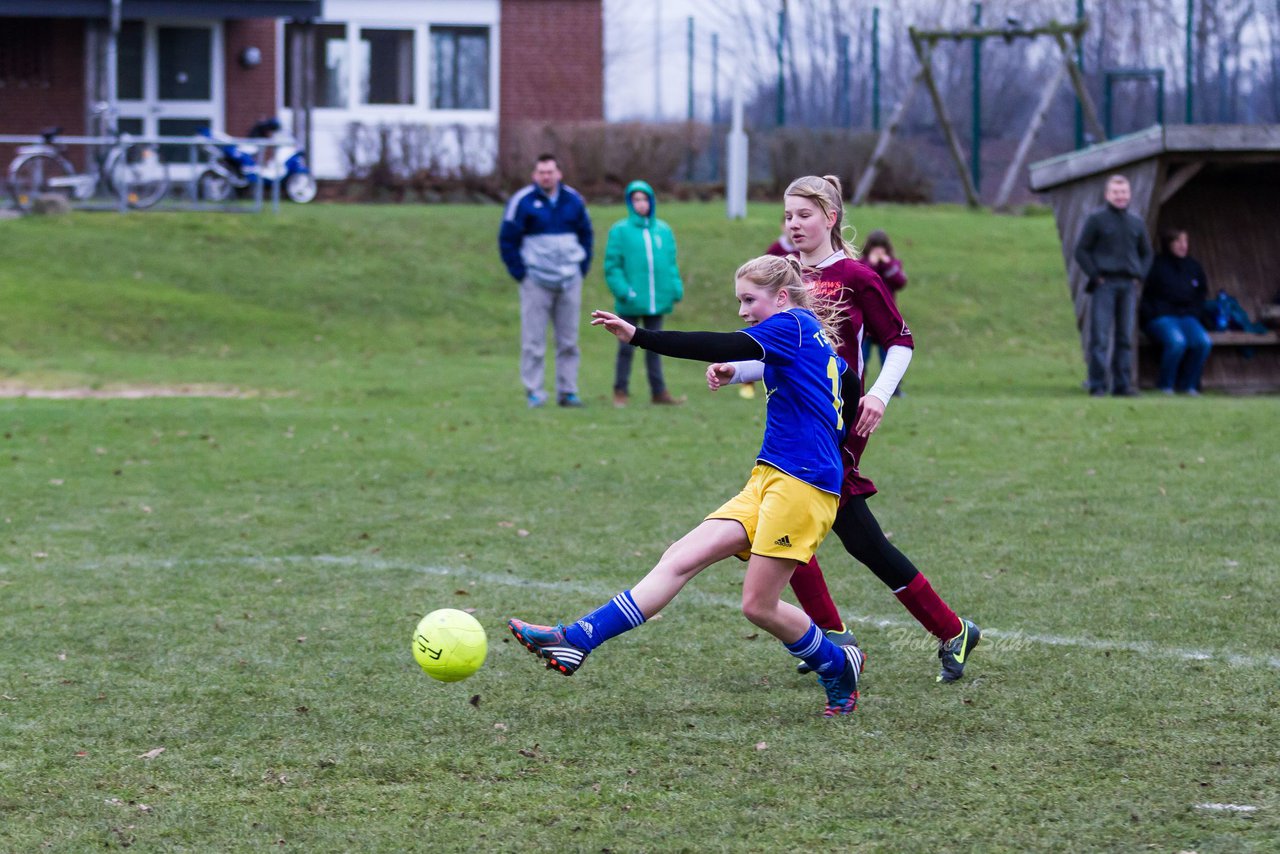 Bild 139 - B-Juniorinnen TSV Gnutz o.W. - SV Henstedt Ulzburg II : Ergebnis: ca. 5:0